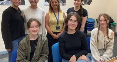 Y13 eat2beat team